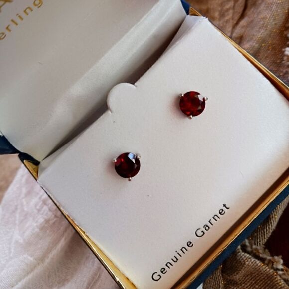 Genuine Garnet Sterling Silver Stud Earrings NWT - Picture 2 of 16